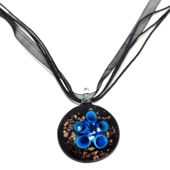 Reef Blue Flower Glass Jewelry Set (Necklace & Earrings) - Picture 3 of 4